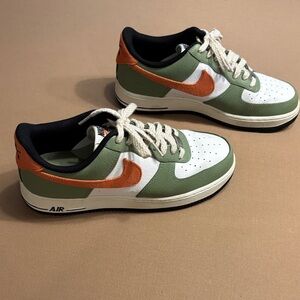Nike Men's White, Green, and Orange Air Force One Sneakers